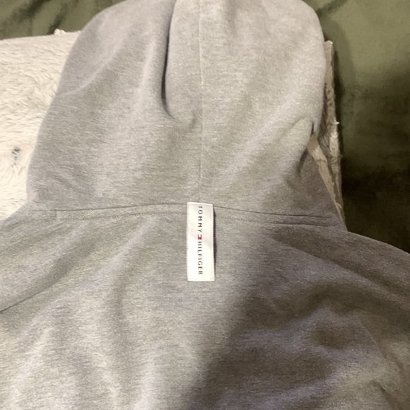 Tommy Hilfiger sleep wear hoodie - Picture 5 of 5